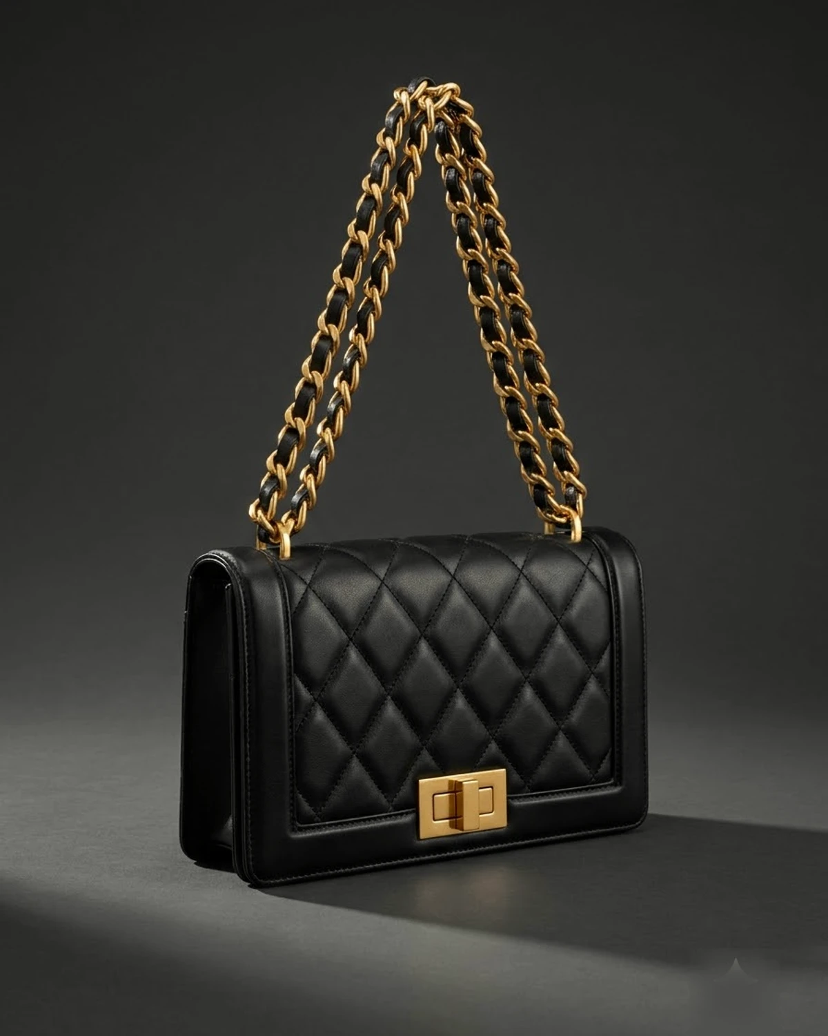 CHANEL Boy, Medium